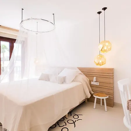 Gatzara Santa Gertrudis Hotel 4*